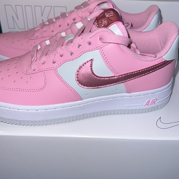 Nike Air Force 1 limited Edition - Picture 4 of 6